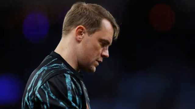 כך דרשו ממנו לשחק. נוייר (צילום: רויטרס)