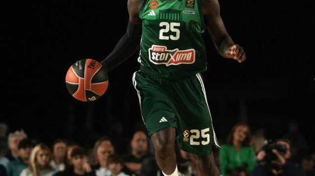 קנדריק נאן, פנאתינייקוס (צילום: GettyImages, NICK PALEOLOGOS/SOOC/AFP)