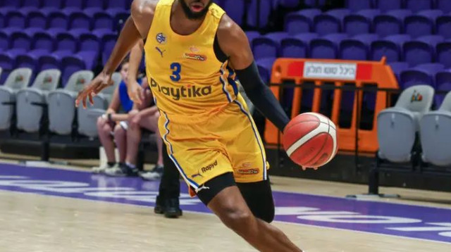 הכוכב החדש של קטש. לויד (צילום: דני מרון)