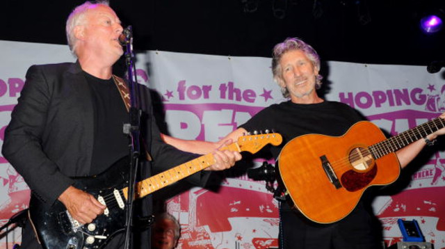 רוג'ר ווטרס ודיוויד גילמור (צילום:  Dave M. Benett/CI Getty Images)