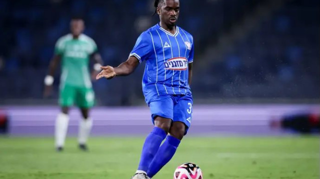 בדרך החוצה. אומאונגה (צילום: מאור אלקסלסי)