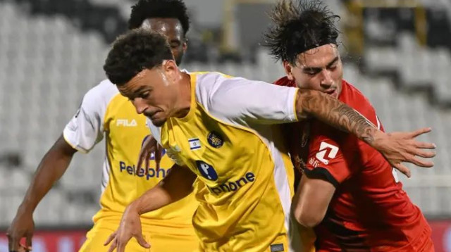 שימשיר מול למקין (צילום: GettyImages, ANDREJ ISAKOVIC)