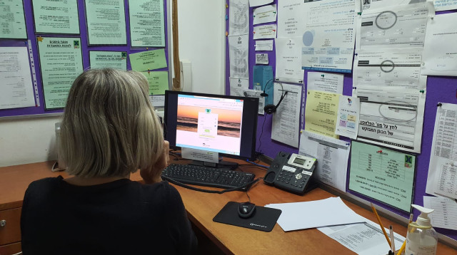  מוקד הפניות. פניות חרדה, דיכאון ותחושת אובדן  (צילום: ער"ן)