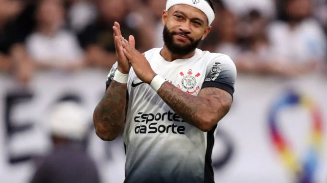 שחקן קורינתיאנס, ממפיס דפאי (צילום: רויטרס)