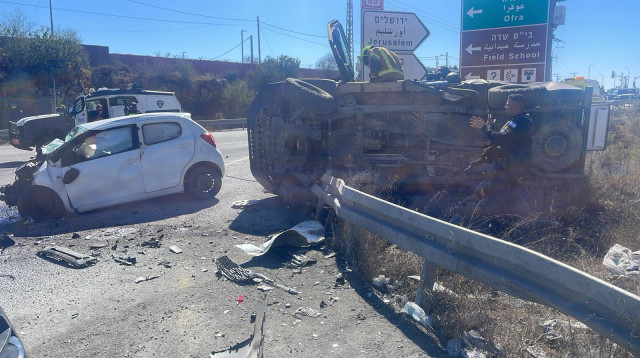 זירת ניסיון הפיגוע סמוך לעופרה (צילום: דוברות המשטרה)