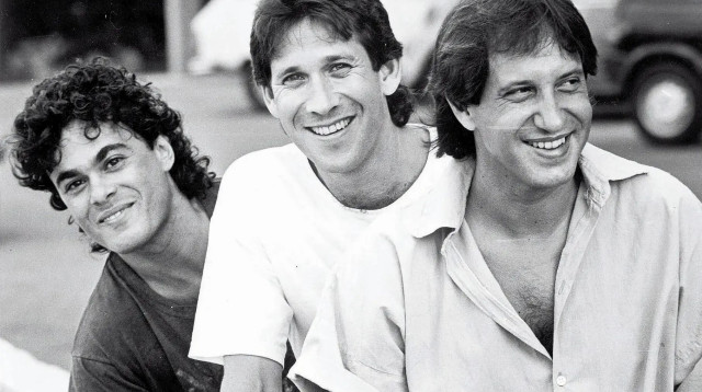 יגאל בשן עם עוזי חיטמן ויונתן מילר (צילום: ראובן קסטרו)