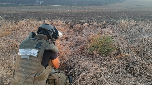 נטרול פריט אמל"ח (צילום: דוברות המשטרה)