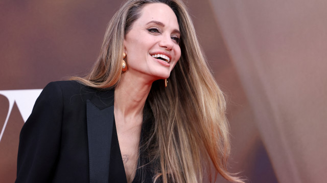 אנג'לינה ג'ולי בלונדון (צילום: רויטרס)