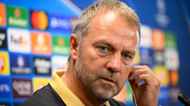 האנזי פליק מאמן ברצלונה (צילום: GettyImages)