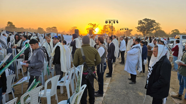 טקס מאחד בזירת מסיבת הנובה (צילום: פורום תקווה)