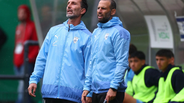 יובל שפונגין, אריק בנדו, עוזר מאמן ומאמן נבחרת ישראל עד גיל 17 (צילום: GettyImages)