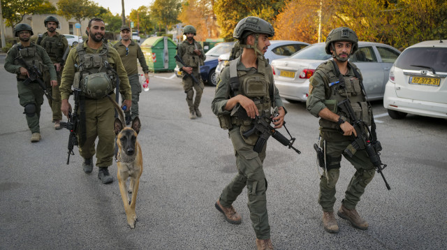 לוחמי מילואים ברמת הגולן חרבות ברזל (צילום: מיכאל גלעדי פלאש 90)