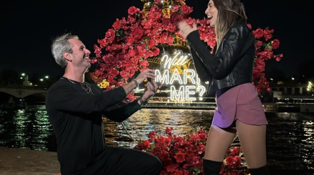  הצעת נישואין רומנטית בפריז. מריאנה דייץ ולאור אלה הרץ (צילום: צילום מסך מתוך אינסטגרם)