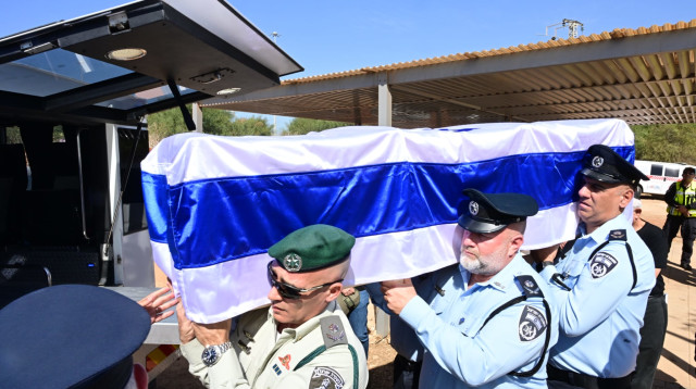 הלוויתו של יעקב טרנר ז"ל (צילום: אבשלום ששוני)