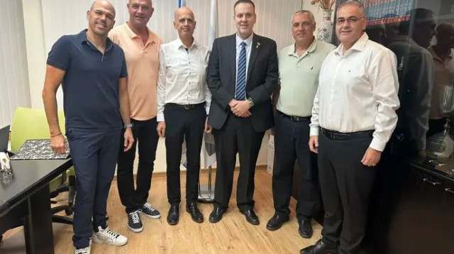 משפר את תנאיהם של השופטים. ההסכם החדש (צילום: אתר רשמי, חטיבת הספורט, ההסתדרות)