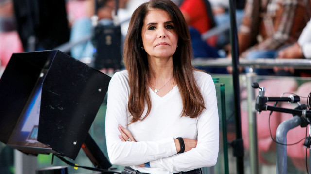 אלונה ברקת בעלים הפועל באר שבע (צילום: קובי אליהו)