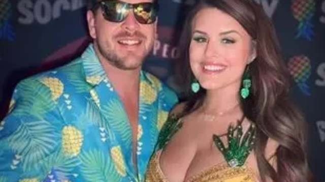 לייסי ודן, זוג שמקיים מסיבת חילופי זוגות (צילום: SWNS)