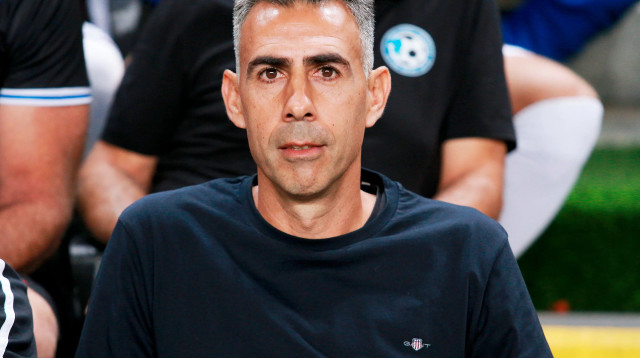 אלירן חודדה מאמן עירוני טבריה (צילום: קובי אליהו)