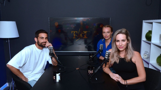 מיקי לוין ומאור ברוכמן מראיינות את גיא איתן אושיית רשת וכוכב ריאליטי (צילום: אבשלום שושני)