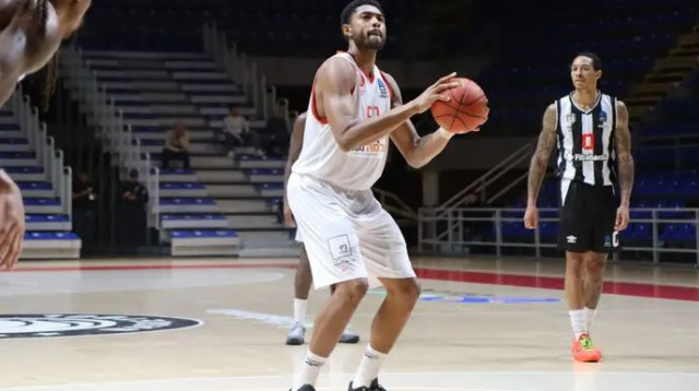 "מרגיש נהדר בהפועל". קאבוקלו (צילום: אתר רשמי, הפועל תל אביב)