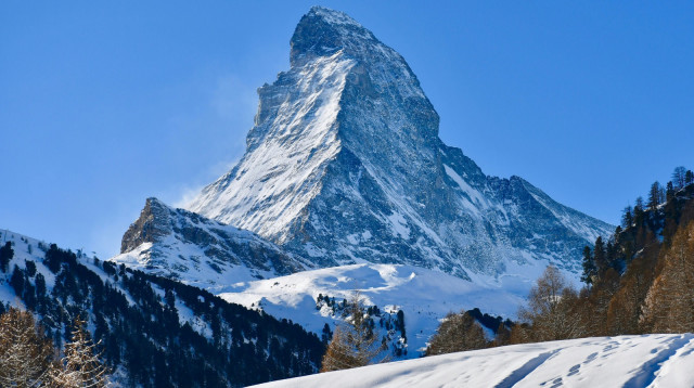 אתר הסקי צרביניה באיטליה  (צילום: אנגלו בורגנר)