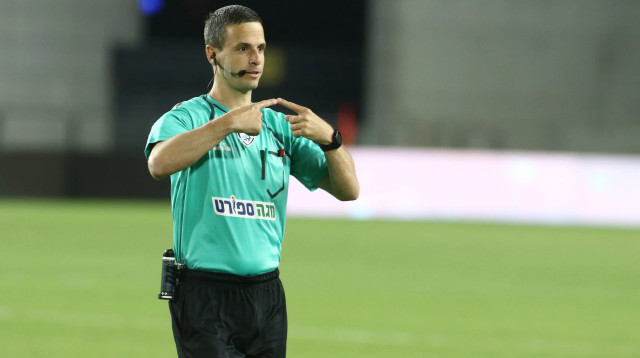 אוהד אסולין שופט כדורגל (צילום: שלומי גבאי)