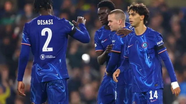 לא כוחות. שחקני צ'לסי חוגגים (צילום: רויטרס)