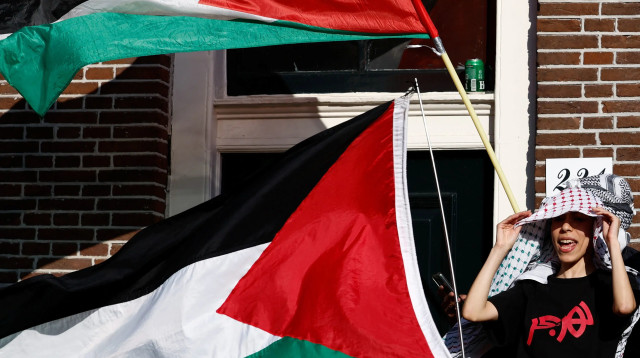 מחאה פרו פלסטינים באוניברסיטת אמסטרדם. 7 במאי 2023 (צילום: רויטרס)