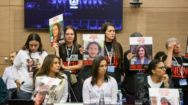 הוועדה לקידום מעמד האישה על התצפיתניות (צילום: נועם מושקוביץ, דוברות הכנסת)