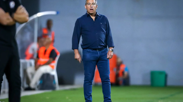 ירון הוכנבוים מאמן הפועל נוף הגליל (צילום: מאור אלקסלסי)