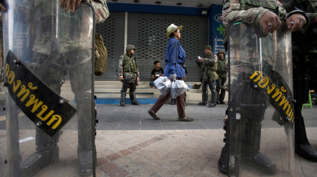 משטרת תאילנד (צילום: REUTERS/Vivek Prakas)
