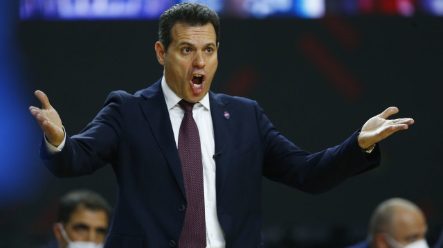 בדרך לאיסטנבול. דימיטריס איטודיס (צילום: רויטרס)