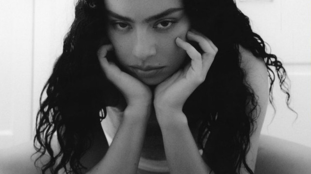 מהפכנית. צ'ארלי XCX (צילום: צילום מסך אינסטגרם)