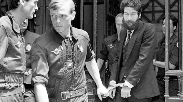 ג׳ורג׳ איברהים עבדאללה במעצרו (צילום: רויטרס)