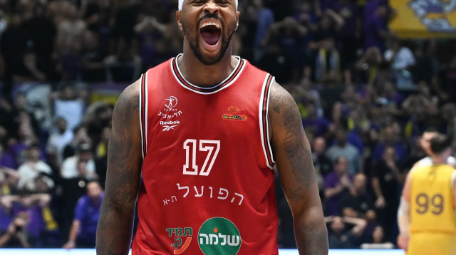 מרכוס פוסטר, הפועל תל אביב (צילום: ברני ארדוב)