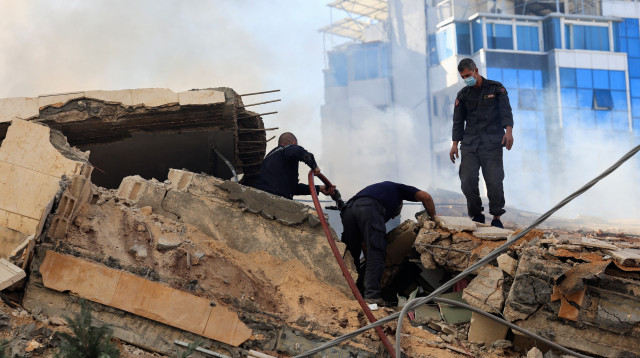 תקיפות צה"ל בדאחייה בביירות 17.11.24 (צילום: רויטרס)