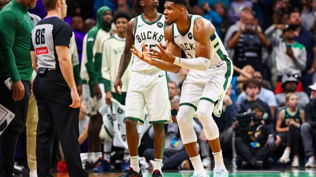 יאניס אנטטוקומפו (צילום: David Jensen)