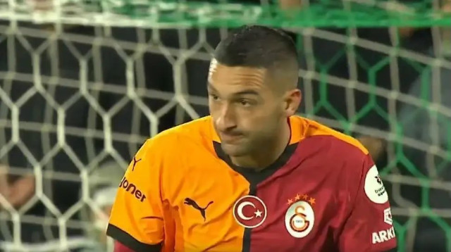 צפו: חכים זייש עם החמצת השנה בליגה הטורקית (צילום: ספורט 1)