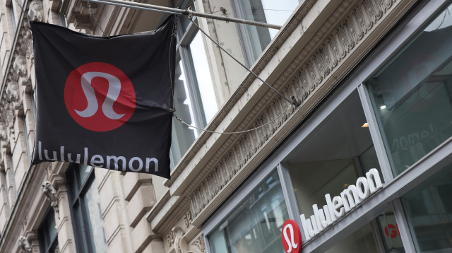לולולמון ניו יורק (צילום: Michael M. Santiago/Getty Images)