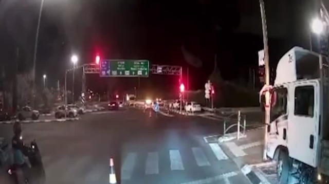 פגע וברח בכביש 5 (צילום: צילום מסך)