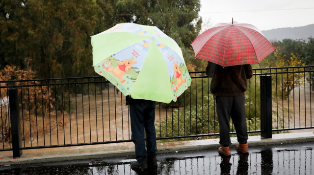 מזג אוויר גשום (צילום: פלאש 90)