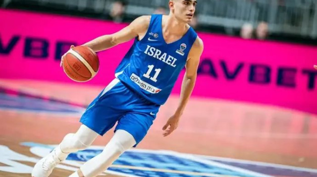 לא שכח לשחק. ים מדר (צילום: אתר רשמי, fiba.com)