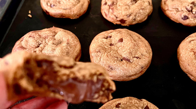 עוגיות שוקולד צ'יפס (צילום: פסקל פרץ-רובין)