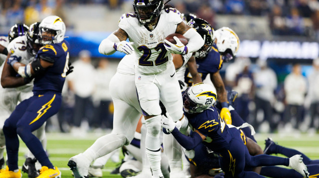 דרק הנרי רץ עד לניצחון. בולטימור שוב נצמדת לפיטסבורג (צילום: GettyImages, Ric Tapia)