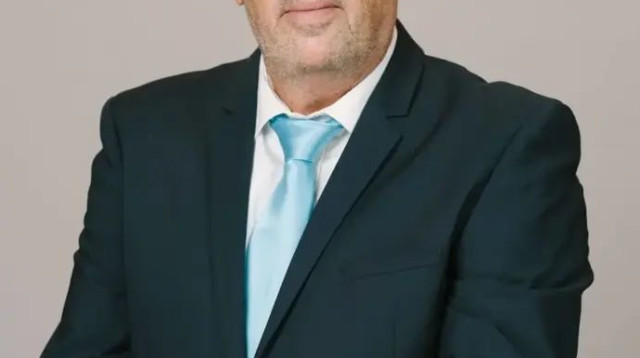 דרך חדשה. ניר רשף (צילום: אתר רשמי, מקסים דינשטיין)