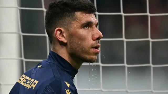 הכוכב ממשיכה לחכות לו. גלזר (צילום: GettyImages, GABRIEL BOUYS/AFP)