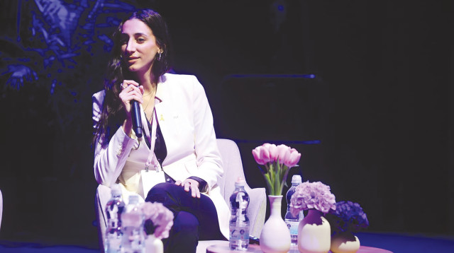 טלי בינר בכנס (צילום: איל גזיאל)