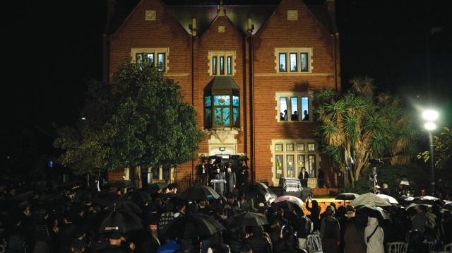 הלוויית הרב צבי קוגן בכפר חב''ד (צילום:  אריק מרמור פלאש 90)