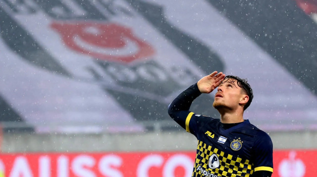 שחקן מכבי תל אביב גבי קניקובסקי (צילום: רויטרס)