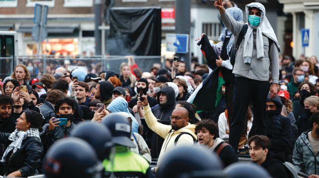 הפגנות מוסלמים סוערות באמסטרדם מאי 2024  (צילום: רויטרס)